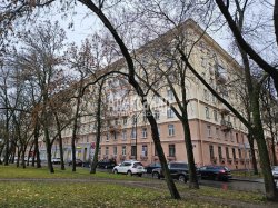 2-комнатная квартира (50м2) на продажу по адресу Юрия Гагарина просп., 27— фото 18 из 21