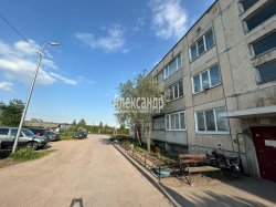 4-комнатная квартира (88м2) на продажу по адресу Ромашки пос., Ногирская ул., 33— фото 4 из 31