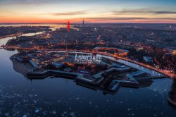2-комнатная квартира (49м2) на продажу по адресу Пионерская ул., 46— фото 4 из 26