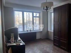 1-комнатная квартира (31м2) на продажу по адресу Маршала Тухачевского ул., 37— фото 3 из 11