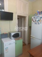 3-комнатная квартира (74м2) на продажу по адресу Ломоносов г., Александровская ул., 42— фото 13 из 22