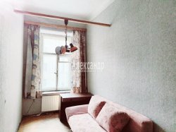 3-комнатная квартира (80м2) на продажу по адресу Невский пр., 103— фото 15 из 16