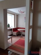 2-комнатная квартира (69м2) на продажу по адресу Кустодиева ул., 17— фото 3 из 15