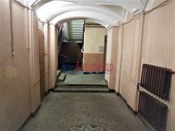 2-комнатная квартира (60м2) на продажу по адресу Пушкинская ул., 7— фото 28 из 32