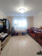 2-комнатная квартира (68м2) на продажу по адресу Кириши г., Волховская наб., 52— фото 5 из 19