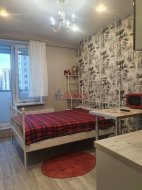 1-комнатная квартира (38м2) на продажу по адресу Мурино г., Петровский бул., 5— фото 2 из 12