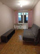 3-комнатная квартира (57м2) на продажу по адресу Луначарского пр., 78— фото 4 из 11