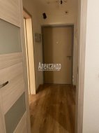 1-комнатная квартира (50м2) на продажу по адресу Мурино г., Шоссе в Лаврики ул., 57— фото 17 из 25