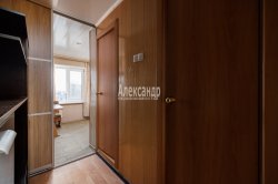 3-комнатная квартира (73м2) на продажу по адресу Курковицы дер., 13— фото 13 из 50