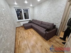 1-комнатная квартира (32м2) на продажу по адресу Русановская ул., 18— фото 2 из 23
