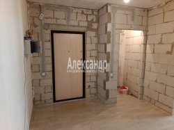2-комнатная квартира (71м2) на продажу по адресу Кременчугская ул., 13— фото 10 из 12