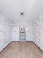 2-комнатная квартира (55м2) на продажу по адресу Красных Зорь бул., 7— фото 9 из 44