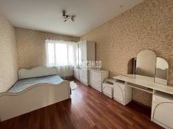 2-комнатная квартира (56м2) на продажу по адресу Старая дер., Школьный пер., 3— фото 9 из 15