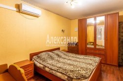 2-комнатная квартира (54м2) на продажу по адресу Кузнецова просп., 20— фото 4 из 18
