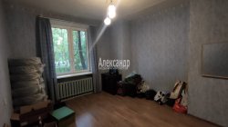 3-комнатная квартира (74м2) на продажу по адресу Новочеркасский просп., 61— фото 9 из 29