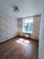 2-комнатная квартира (55м2) на продажу по адресу Красных Зорь бул., 7— фото 7 из 44