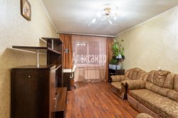 2-комнатная квартира (54м2) на продажу по адресу Кузнецова просп., 20— фото 8 из 18