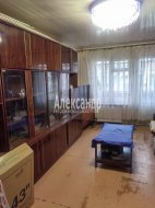 3-комнатная квартира (60м2) на продажу по адресу Волхов г., Дзержинского ул., 6— фото 9 из 25