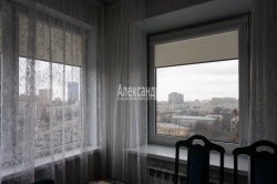 1-комнатная квартира (33м2) на продажу по адресу Московский просп., 207— фото 9 из 12