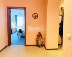 2-комнатная квартира (98м2) на продажу по адресу Нейшлотский пер., 11— фото 11 из 19