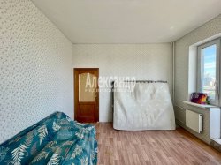 4-комнатная квартира (114м2) на продажу по адресу Нахимова ул., 3— фото 11 из 32