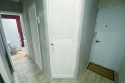 2-комнатная квартира (43м2) на продажу по адресу Омская ул., 29— фото 13 из 20