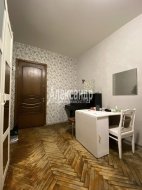 Комната в 4-комнатной квартире (114м2) на продажу по адресу Большой Сампсониевский просп., 20— фото 3 из 11