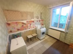 1-комнатная квартира (39м2) на продажу по адресу Маршала Захарова ул., 60— фото 6 из 13