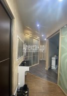 2-комнатная квартира (64м2) на продажу по адресу Русановская ул., 9— фото 12 из 15