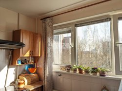 1-комнатная квартира (31м2) на продажу по адресу Летчика Пилютова ул., 5— фото 3 из 16