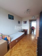 3-комнатная квартира (57м2) на продажу по адресу Ветеранов просп., 155— фото 4 из 18