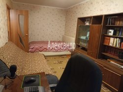 3-комнатная квартира (75м2) на продажу по адресу Кириши г., Строителей ул., 1— фото 17 из 25