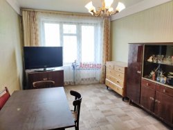 3-комнатная квартира (62м2) на продажу по адресу Димитрова ул., 16— фото 9 из 16
