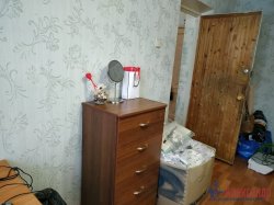 2 комнаты в 4-комнатной квартире (100м2) на продажу по адресу Ломоносов г., Красного Флота ул., 6— фото 4 из 17
