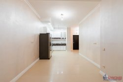 2-комнатная квартира (62м2) на продажу по адресу Дыбенко ул., 8— фото 2 из 21