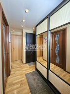 3-комнатная квартира (56м2) на продажу по адресу Омская ул., 28— фото 13 из 18