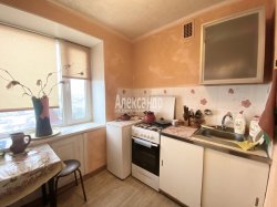 2-комнатная квартира (40м2) на продажу по адресу Выборг г., Каменный пер., 1— фото 7 из 18