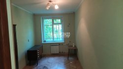 2-комнатная квартира (50м2) на продажу по адресу Разлив пос., Приморское шос., 302— фото 3 из 13
