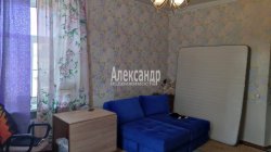 3-комнатная квартира (83м2) на продажу по адресу Летчика Пилютова ул., 16— фото 7 из 44