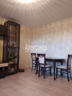 2-комнатная квартира (45м2) на продажу по адресу Просвещения просп., 32— фото 13 из 19