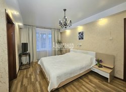 3-комнатная квартира (56м2) на продажу по адресу Омская ул., 28— фото 2 из 18