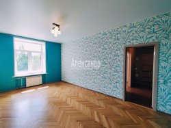 2-комнатная квартира (55м2) на продажу по адресу Красных Зорь бул., 7— фото 3 из 44