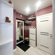 1-комнатная квартира (35м2) на продажу по адресу Мурино г., Петровский бул., 2— фото 7 из 28