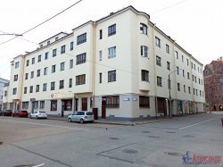 1-комнатная квартира (35м2) на продажу по адресу Выборг г., Вокзальная ул., 4— фото 2 из 20