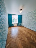 2-комнатная квартира (55м2) на продажу по адресу Красных Зорь бул., 7— фото 2 из 44