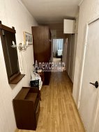 3-комнатная квартира (62м2) на продажу по адресу Ярослава Гашека ул., 13— фото 8 из 19