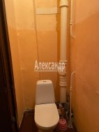 Комната в 4-комнатной квартире (109м2) на продажу по адресу Курляндская ул., 16-18— фото 14 из 18