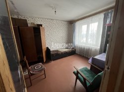 2 комнаты в 3-комнатной квартире (41м2) на продажу по адресу Новая Ладога г., В мкр., 14— фото 3 из 11