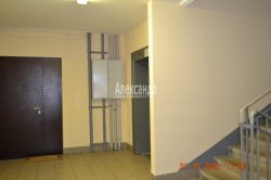 2-комнатная квартира (61м2) на продажу по адресу Юнтоловский просп., 49— фото 33 из 37