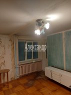 1-комнатная квартира (35м2) на продажу по адресу Кронштадт г., Посадская ул., 7— фото 4 из 9